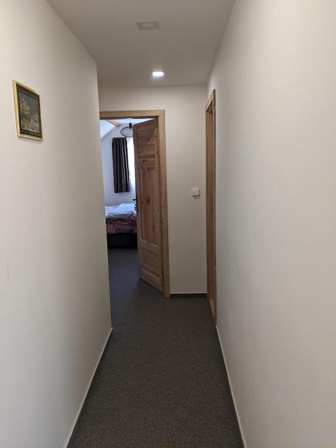 Chalupa u rybníka Střehom Dolní Bousov Exterior foto